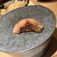 五反田鮨 SUSHI TOKYO 81 - 脂のってて美味しい！炙りのどぐろ