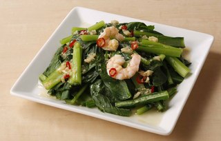 h ASIASIA - 茹で青菜の塩麹ガーリックソース333円（税込359円）