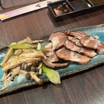 京橋居酒屋 京鴨と豚 GOURD - 鴨ロースのロースト