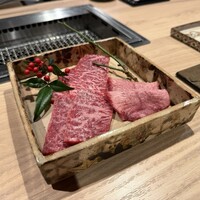 八面六秘 - 