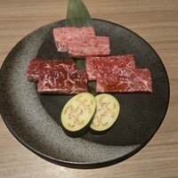 近江うし 焼肉 にくTATSU 青山本店 - 
