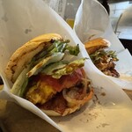 ベースストリート - 佐世保バーガー　ベーコンエッグチーズ