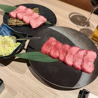近江うし 焼肉 にくTATSU 青山本店 - 