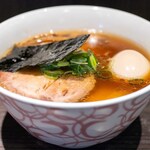 支那そばや - 料理写真:2025.2 醤油梅山豚チャーシュー麺（2,000円）名古屋コーチン味付玉子（300円）