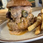 HYOE'S BURGERS + FRIES - 