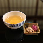 京都 吉兆 - お茶とお茶菓子