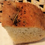 オステリアサンテ - ランチのパン