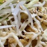 ニボシの恵 - チャーマヨ丼