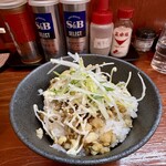 ニボシの恵 - チャーマヨ丼