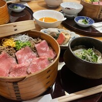 すき焼きと牛まぶし ももしき - 