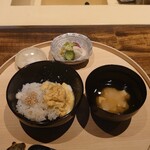 温石 - 太刀魚西京焼きと玉丼のhalf and half