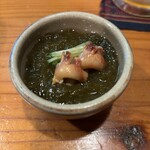 はてるま - 手摘みのモズク酢と貝(貝の名前失念)