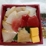 こだまり食堂 - 九州産５種盛り海鮮丼（1900円）