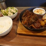 レミーのハンバーグ食堂 - 