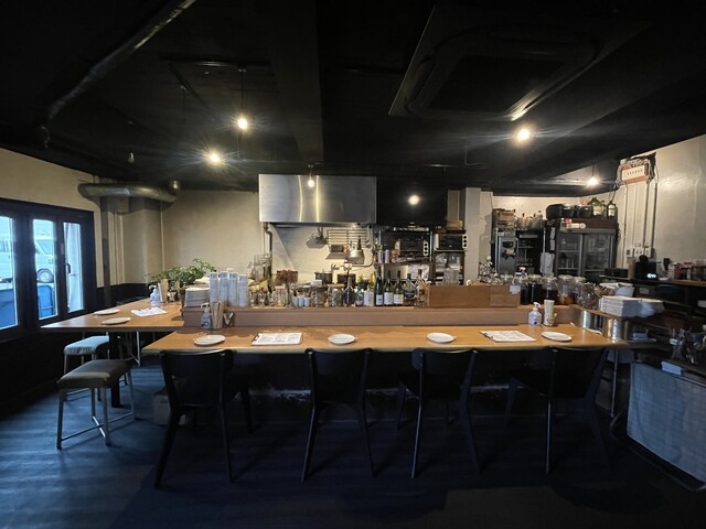 SALMONBAL PARTIA photo 5