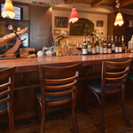 ワインの森 PAR AVION - 店内全体