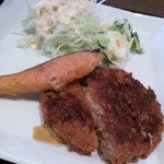 すえひろ亭 - メンチ＆鮭
