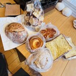 ベーカリーアンドカフェ　エソラ - 