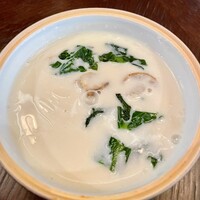 THE CONDER HOUSE - 帆立と茶藍菜のクリームスープ