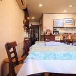 シャンティ - クラシックが流れる、落ち着いた空間です。