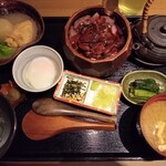 和牛とおでん 六重亭 - 熟成ハラミひつまぶしと牛骨出汁のおでん御膳