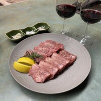 和牛とワイン 焼肉きゅうこん - 