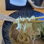 メントサケ - 夢中になって啜ります