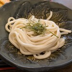 うどん　八州 - 料理写真:コシの強いうどん♪