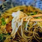 食菜　かま田 - 鰹の香りの高い蕎麦汁も大好き♡
温かいお蕎麦でも適度なコシが残っていて流石です♪