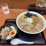 肉煮干中華そば 鈴木ラーメン店 - 