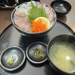 はまさき村 - 漁師のカマ焼き丼ランチ