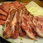 焼肉福楽 - テール、骨付きカルビ、タンです。テールは久し振りに食ったな･･。