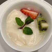 中国料理 「王朝」 ヒルトン名古屋 - 杏仁豆腐：上品で濃厚