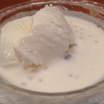 銀座アスター 鎌倉賓館 - アイスクリーム入りタピオカあずき