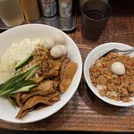 立川マシマシ 立川総本店 - すご〜い冷やし中華小とハーフマシライス