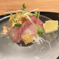 紅梅本楼 - 