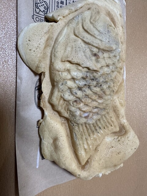 幸せの黄金鯛焼き 角盤町店 - 富士見町/たい焼き・大判焼き