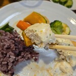 キッチン ブルー グローブ - 南瓜を添えると甘さが引き立つ