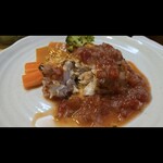 キッチン ブルー グローブ - めかじきポワレは、小ぶりだが分厚い！！