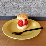 ZACK'S BAKE - 草莓與卡士達