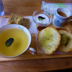 はあぶ工房 トゥギャザー - オリジナルブレンドハーブティーとモーニングセット