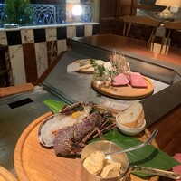 横浜瀬里奈 ステーキドーム - 