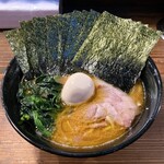 家系ラーメン クックら - ラーメン950円麺硬め。海苔増し200円+＠