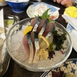 弥吉 駅前店 - 生サバ刺し