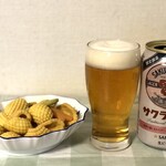 内海商店 - カレーあられでビールをゴクゴク！