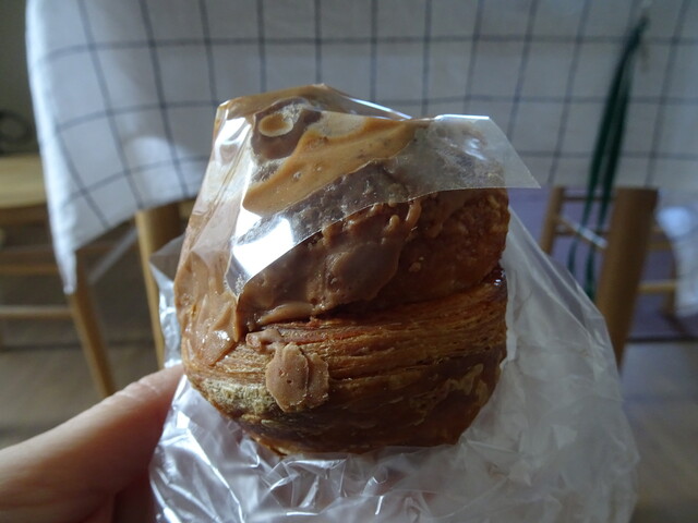 くまのこベーカリー Chez Boh&egrave;me - おりはた（パン）の写真