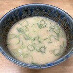 らーめん弥七 - つけだれスープ割 接写