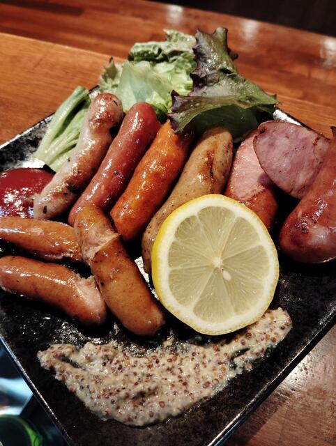 みーと酒場 肉の飯 NIGU NO MAMA（にぐのまま） - 中央弘前（居酒屋）の写真