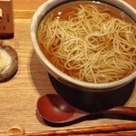 ふくの緒 - かけそば。食器は良いのよね