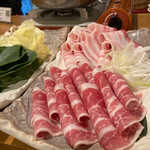 沖縄料理 あぐー豚 しゃぶしゃぶ AGU- - 